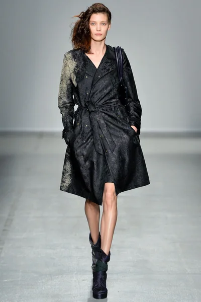 Look 22
